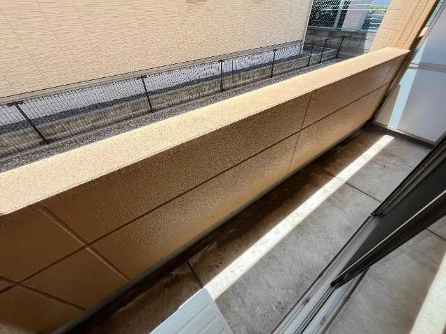 物件内観写真28　(ベランダ)