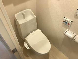 物件内観写真12　(シャワー付トイレ（イメージ）)