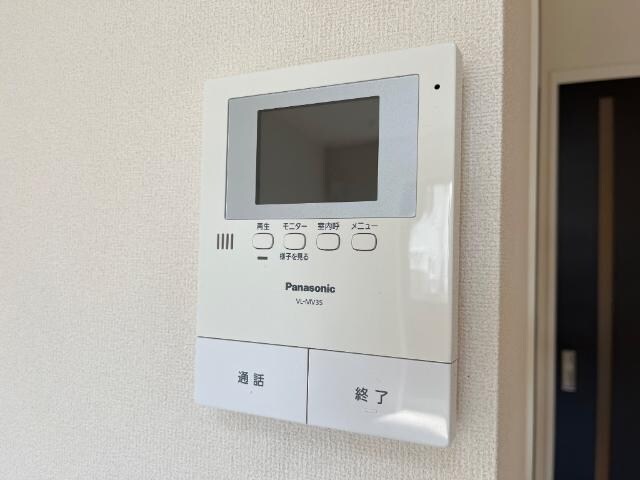 物件内観写真23　(カメラ付インターホン)