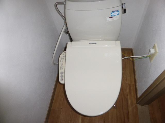 物件内観写真6　(トイレ)