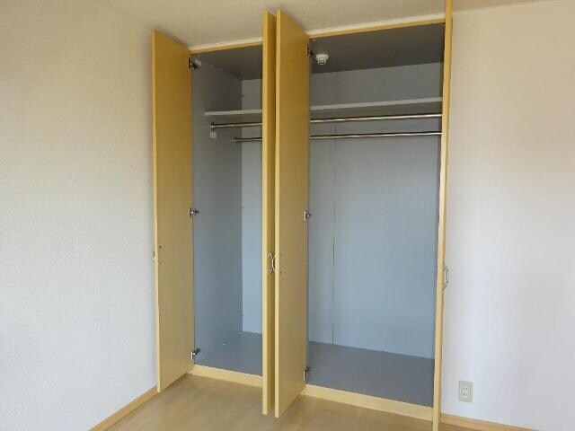 物件内観写真16　(クローゼット(6.1帖洋室))