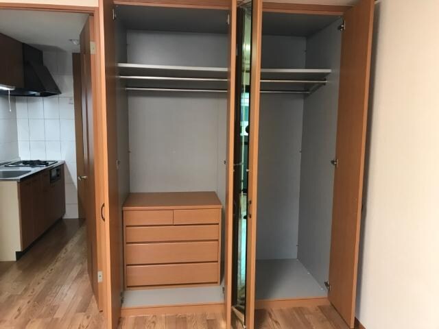物件内観写真5　(収納)