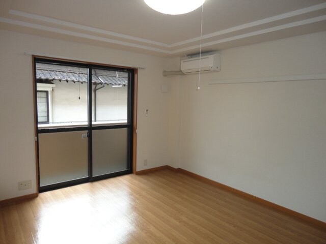 物件内観写真5　(洋室（9.1帖）)