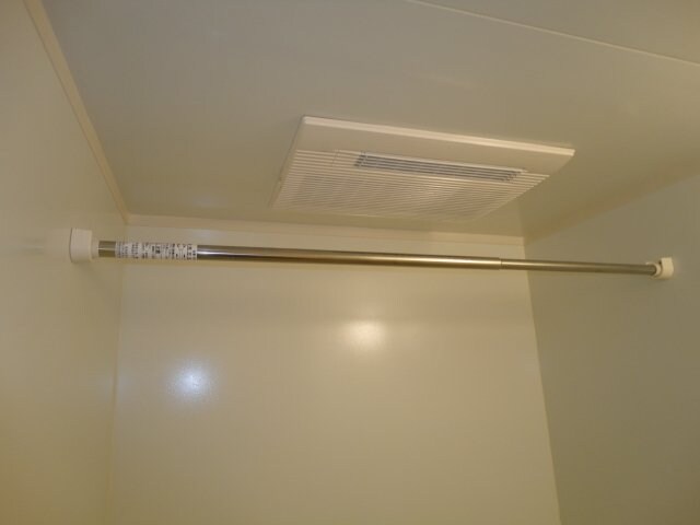 物件内観写真11　(浴室乾燥機)