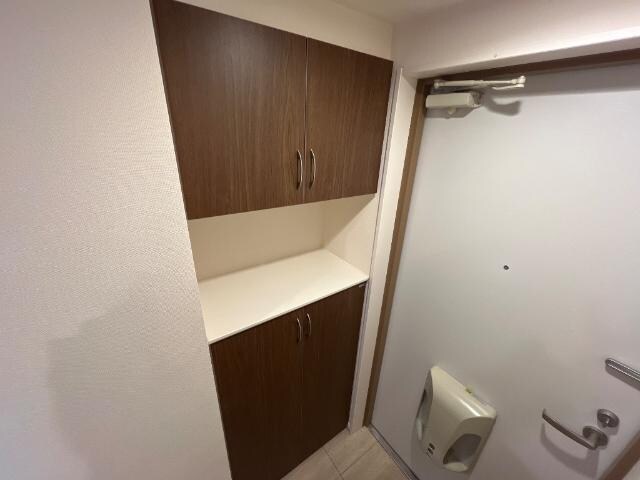 物件内観写真17　(下駄箱)