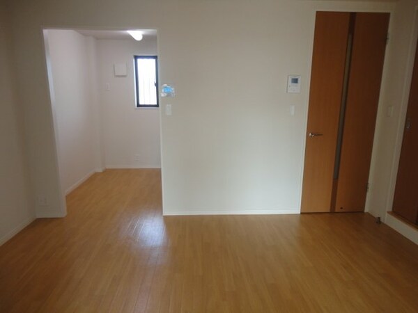 内装他(ＤＫ（8.5帖）)