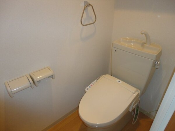 トイレ(シャワー付トイレ)