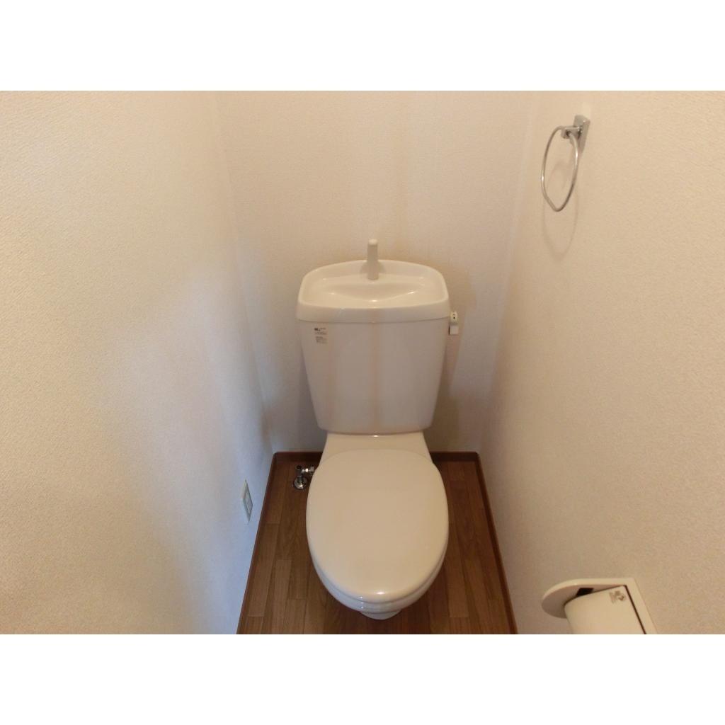 物件内観写真11　(トイレ)