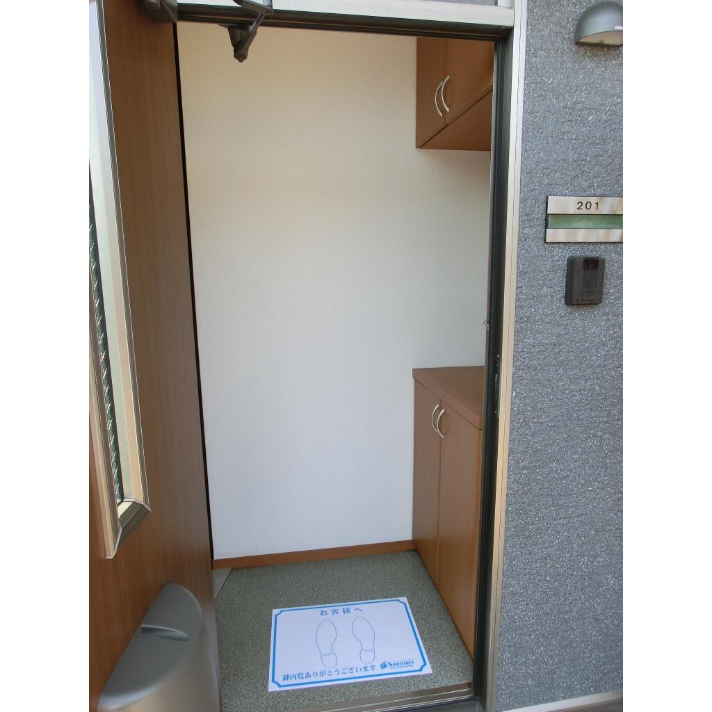 物件内観写真14　(玄関)