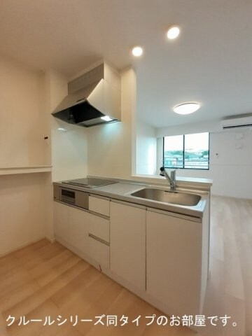 物件内観写真11　(お料理しやすいキッチンです)