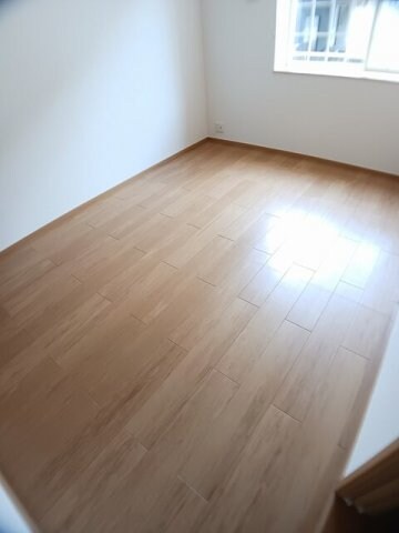 物件内観写真14　(明るい室内です)