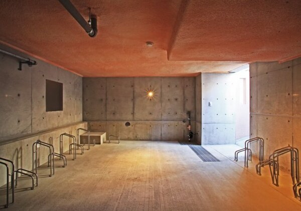 建物設備(駐輪場)