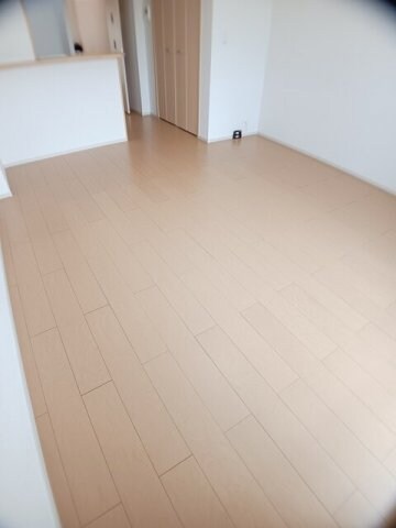 物件内観写真10　(きれいな内装です)