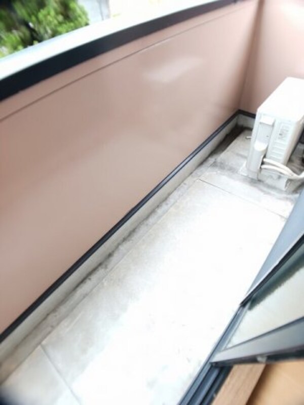 バルコニー(陽当たり良好なバルコニーです)