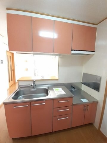 物件内観写真10　(キッチンでお料理をお楽しみください)