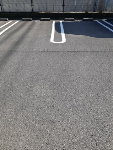 物件外観写真2　(カースペースがあります)