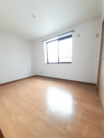 物件内観写真12　(内装もきれいです)