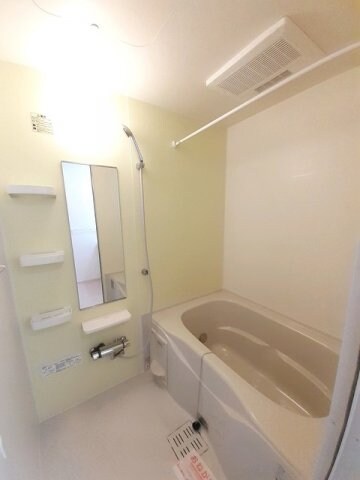 物件内観写真11　(お風呂で日々の疲れを落としましょう)