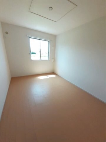 物件内観写真12　(物件の内装です)