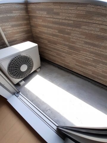 物件内観写真18　(バルコニー付きです)