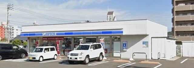 物件外観写真7　(ローソン 高松屋島西町店まで400m)