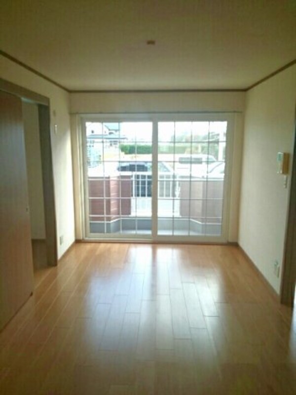 居室(おしゃれなリビングです)