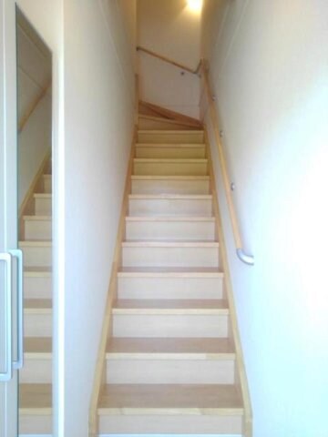 物件内観写真19　(落ち着いた玄関です)