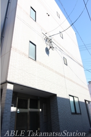 アディール多賀