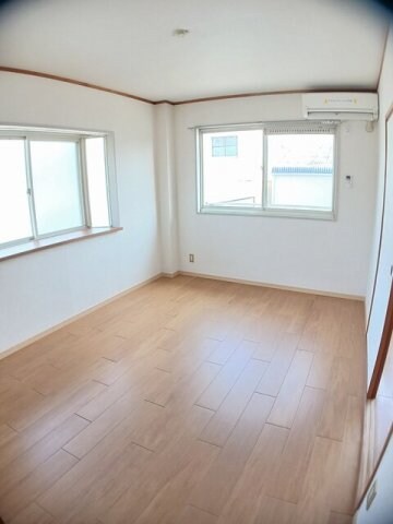 物件内観写真12　(物件の内装です)