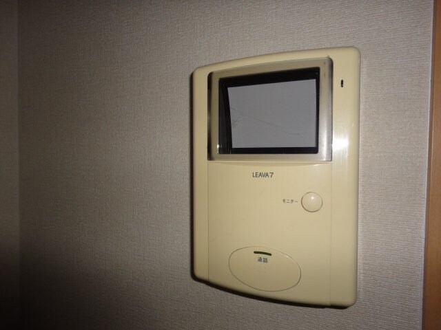 物件内観写真15　(カメラ付きインターホン)