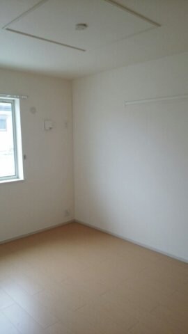 物件内観写真13　(過ごしやすい室内です)