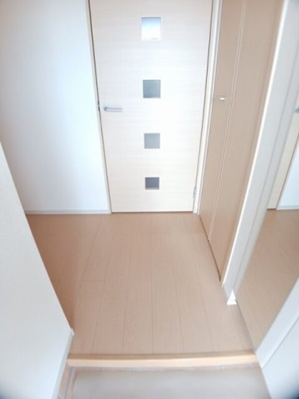 玄関(きれいな玄関です)