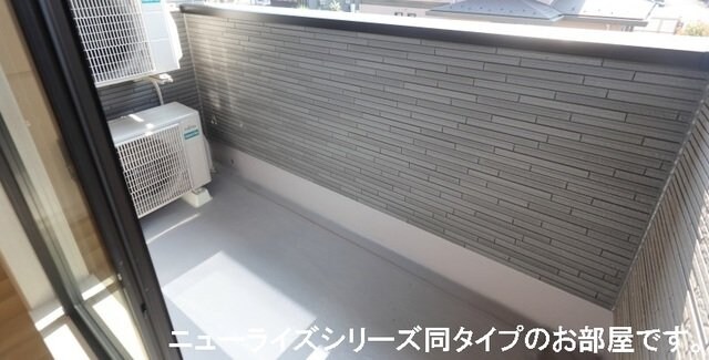 物件内観写真18　(陽当たり良好なバルコニーです)