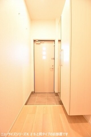 物件内観写真14　(落ち着いた玄関です)