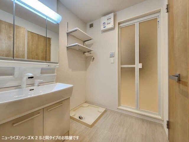 物件内観写真15　(脱衣スペースもあります)