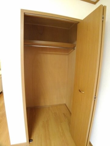 物件内観写真15　(専用の収納スペースです)