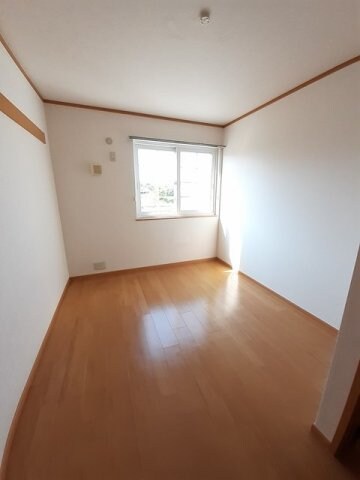 物件内観写真12　(内装もきれいです)