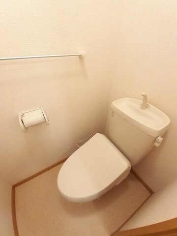 物件内観写真16　(トイレも気になるポイント)