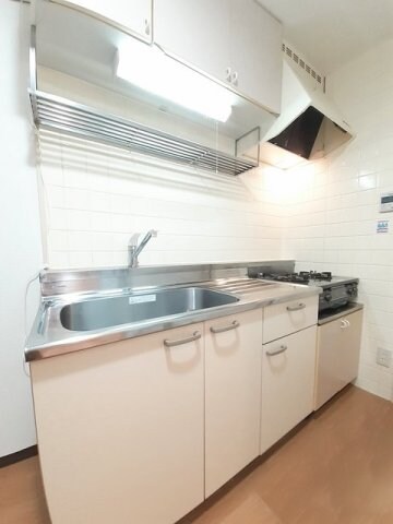 物件内観写真10　(キッチンでお料理をお楽しみください)