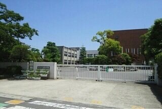 物件外観写真3　(白鳥小学校まで2200m)