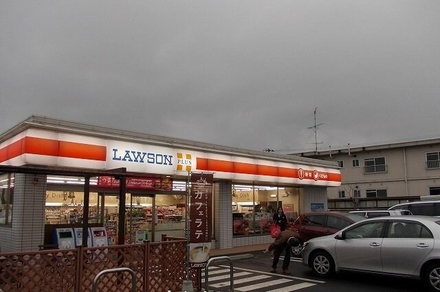 物件外観写真7　(ローソンさんまで3500m)