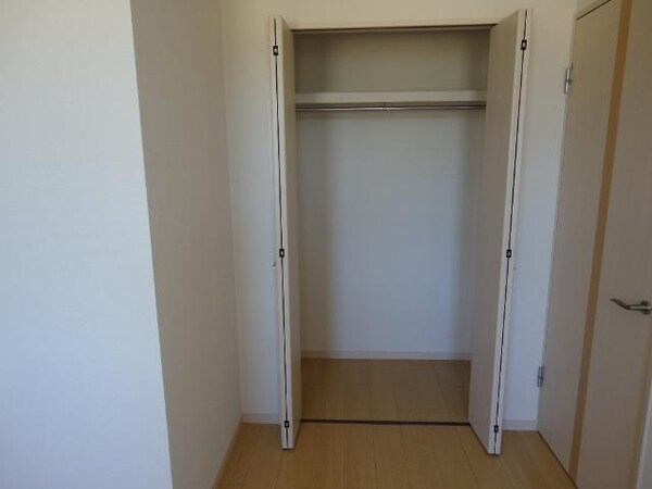 収納(北洋室収納)