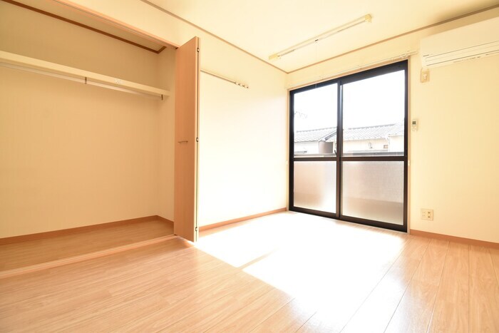 物件内観写真8　(別部屋参照)