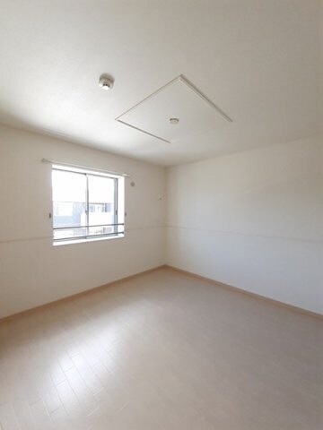 物件内観写真12　(物件の内装です)