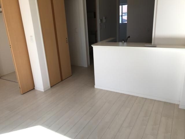 物件内観写真7　(リビング)