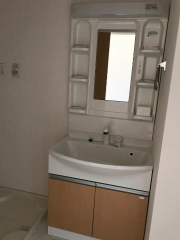 物件内観写真12　(洗面)