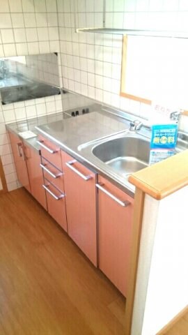 物件内観写真10　(使いやすいキッチンです)