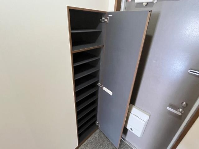 物件内観写真11　(収納)