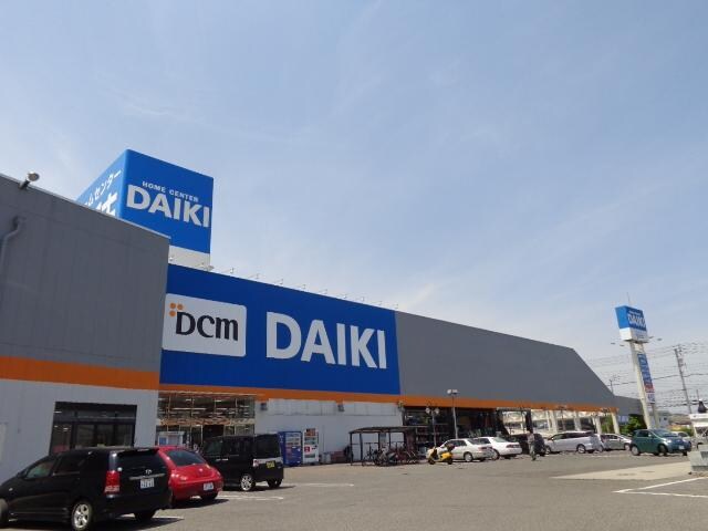 物件外観写真5　(ダイキ香西店まで479ｍ)