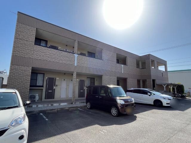 物件外観写真3　(外観写真（昼）)